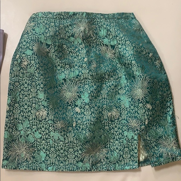 Brandy Melville Dresses & Skirts - RARE brandy Melville Chinese silky mini skirt